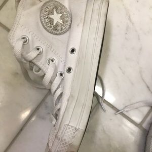 limited edition white converse